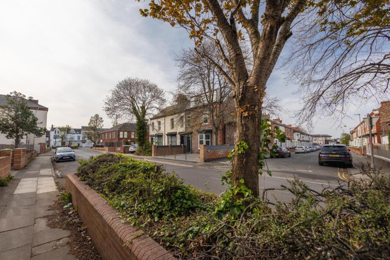 Stockton Town Centre Studio Apartments Free Parking And Wi-Fi Esterno foto